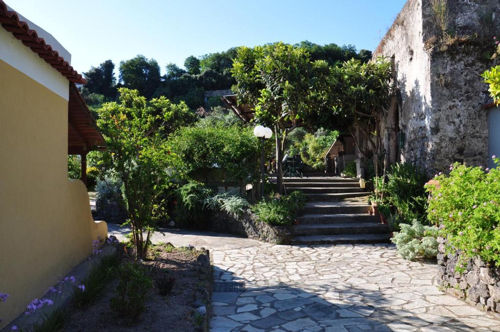 Hotel La Marticana Ísquia Exterior foto